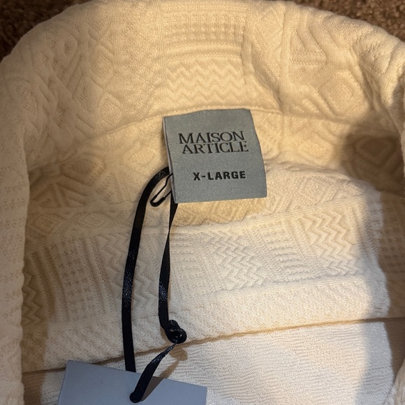 Cream Textured Shirt and Shorts Set for Men - Picture 3 of 13